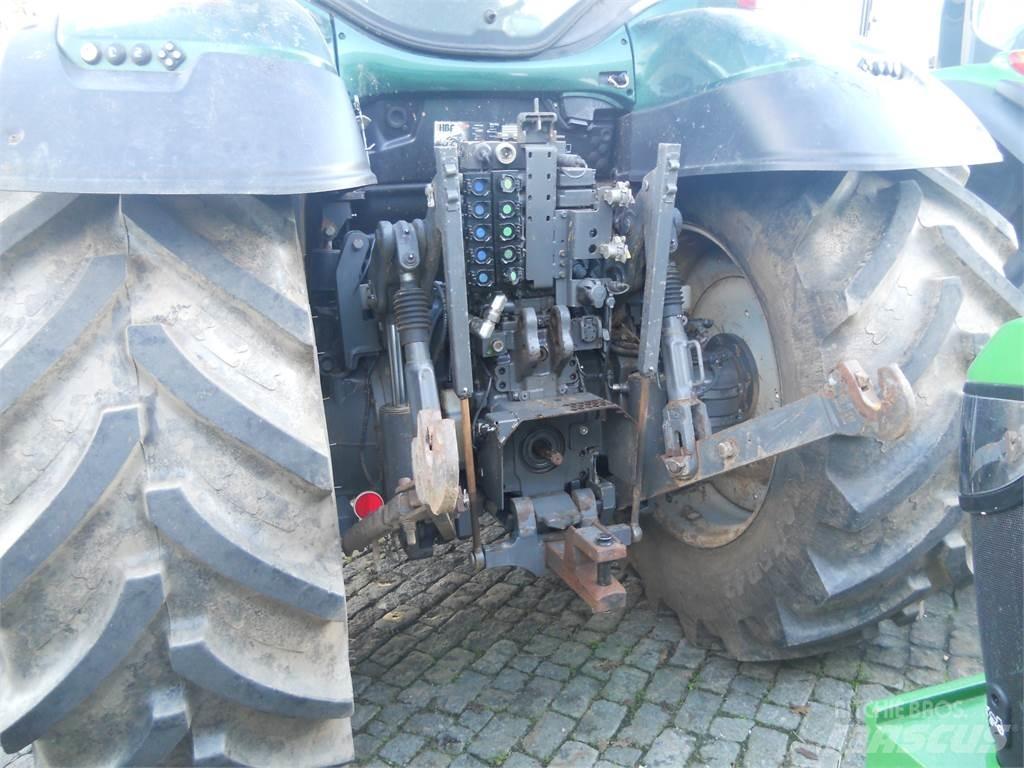 Valtra T174 Трактора
