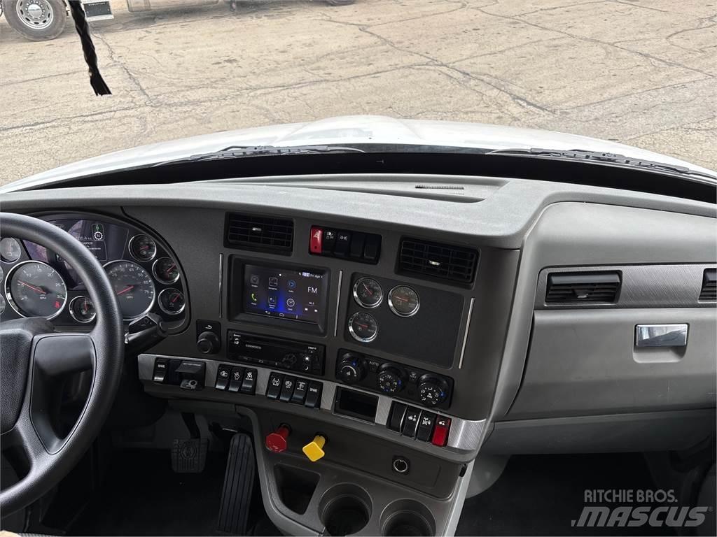 Kenworth T680 Седельные тягачи