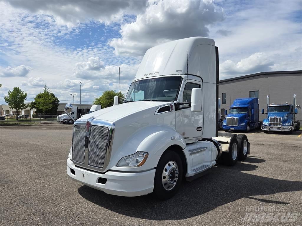 Kenworth T680 Седельные тягачи