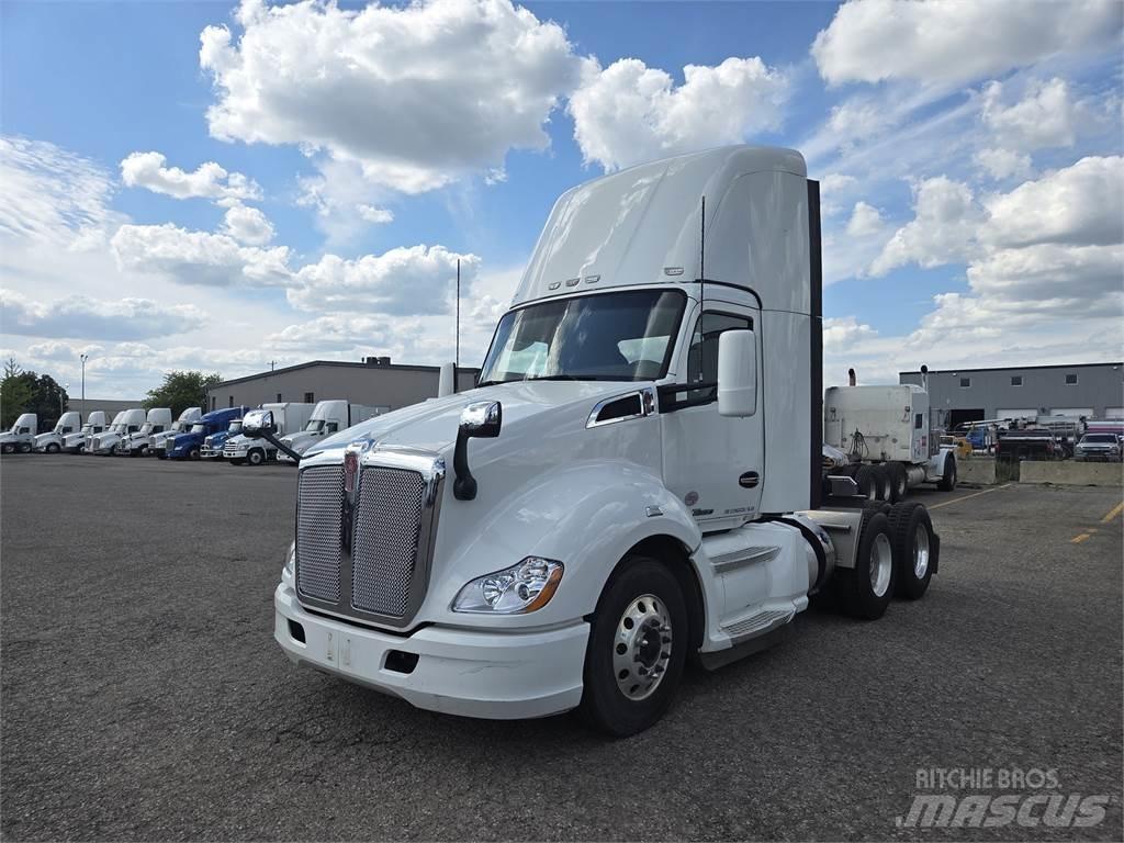 Kenworth T680 Седельные тягачи