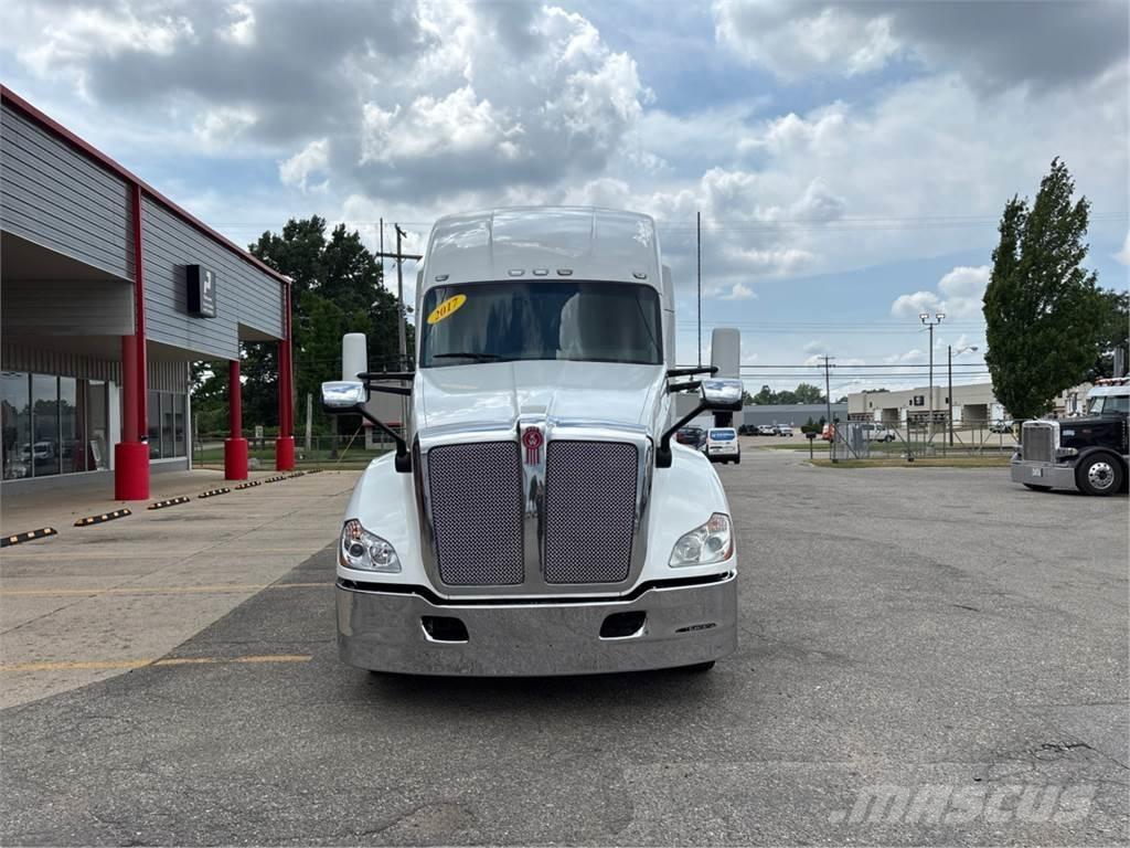 Kenworth T680 Седельные тягачи