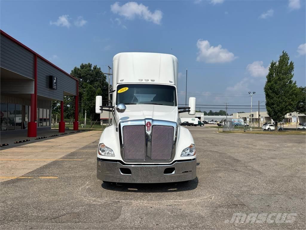 Kenworth T680 Седельные тягачи