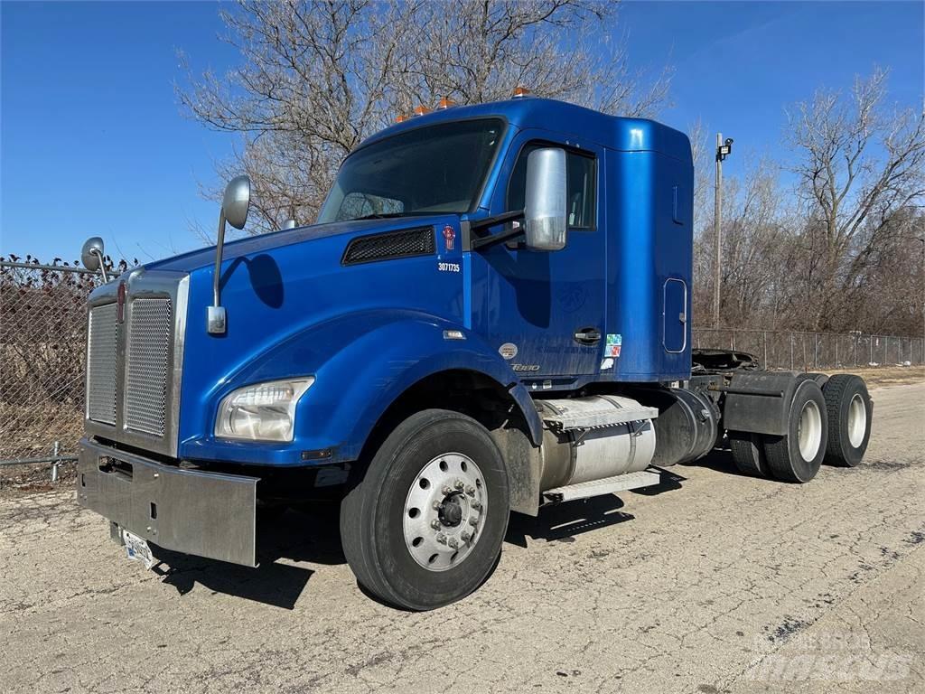Kenworth T880 Седельные тягачи