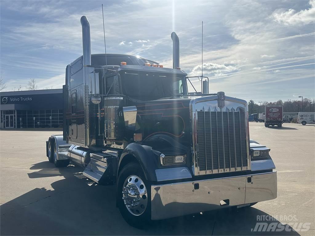 Kenworth W900 Седельные тягачи