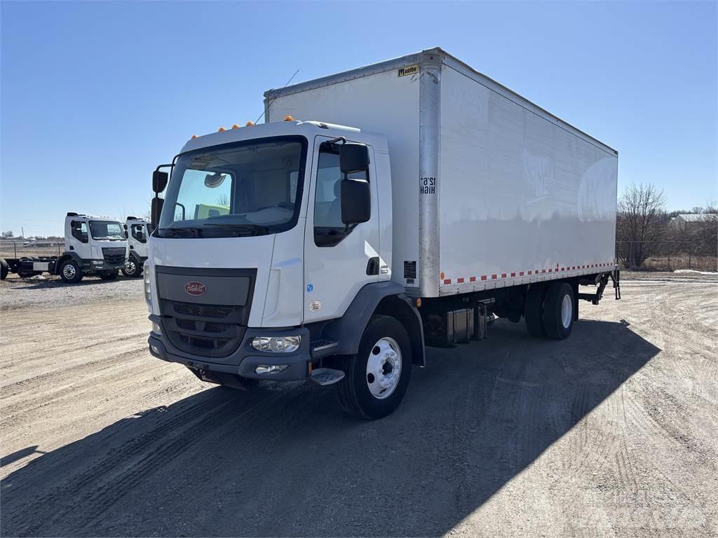 Peterbilt 220 Грузовики-Фургоны