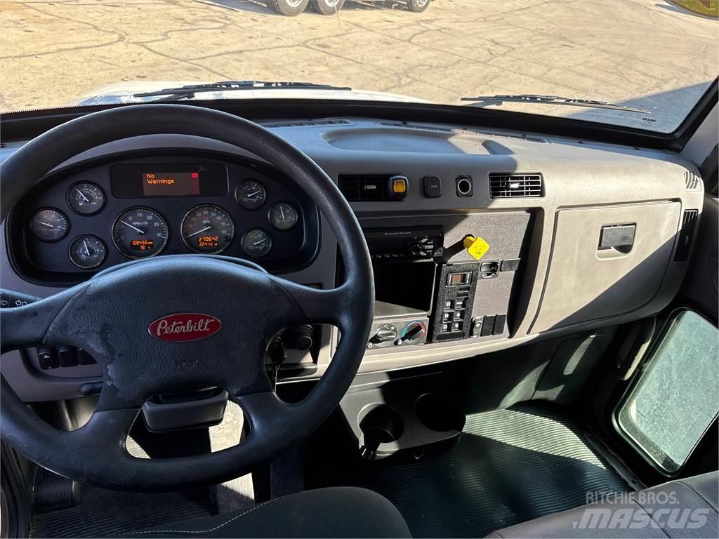 Peterbilt 337 Грузовики-Фургоны