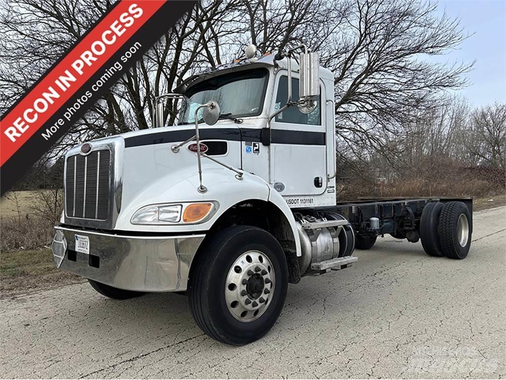 Peterbilt 337 Шасси с кабиной