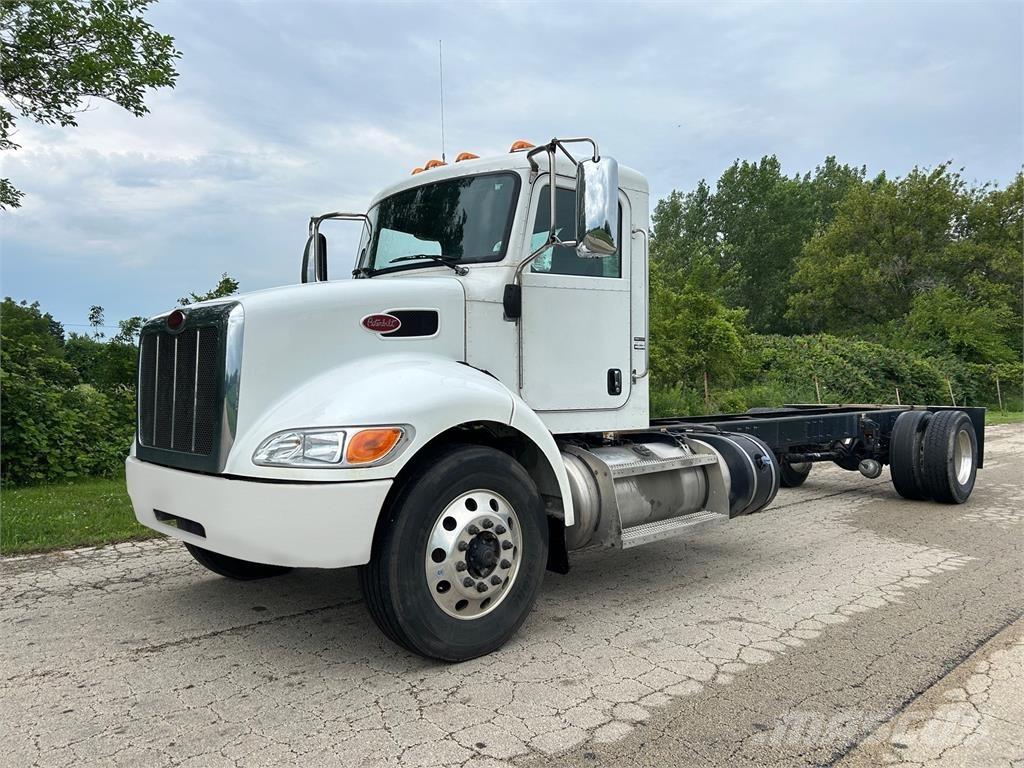 Peterbilt 337 Специальные грузовики