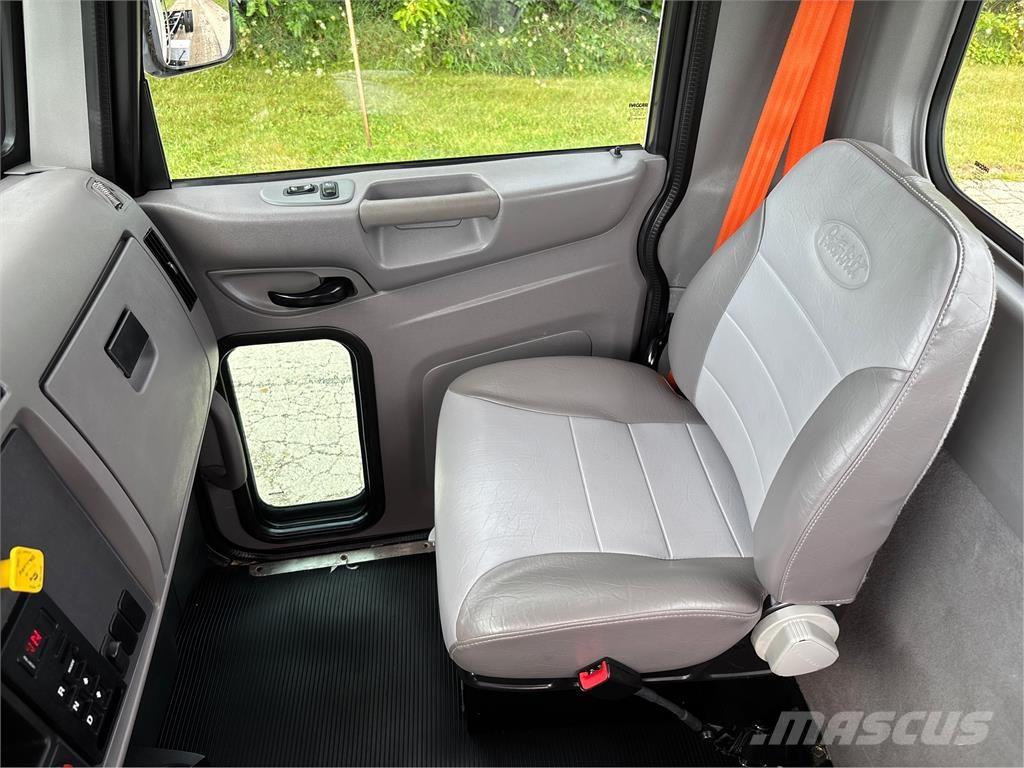 Peterbilt 337 Специальные грузовики