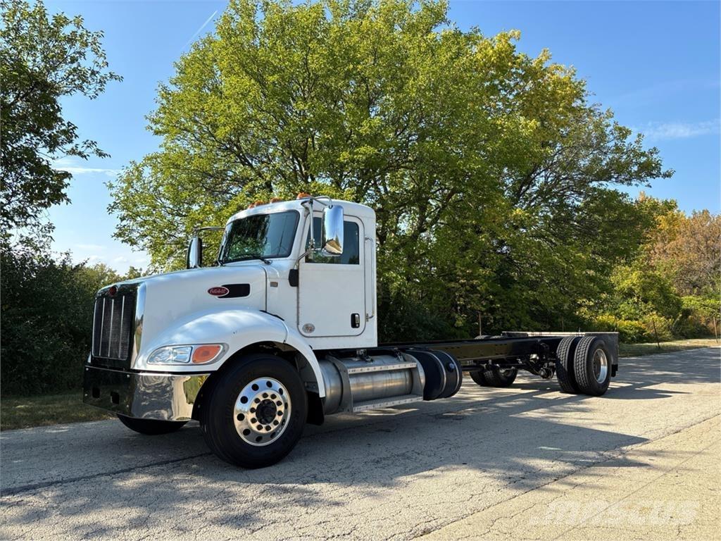 Peterbilt 337 Специальные грузовики
