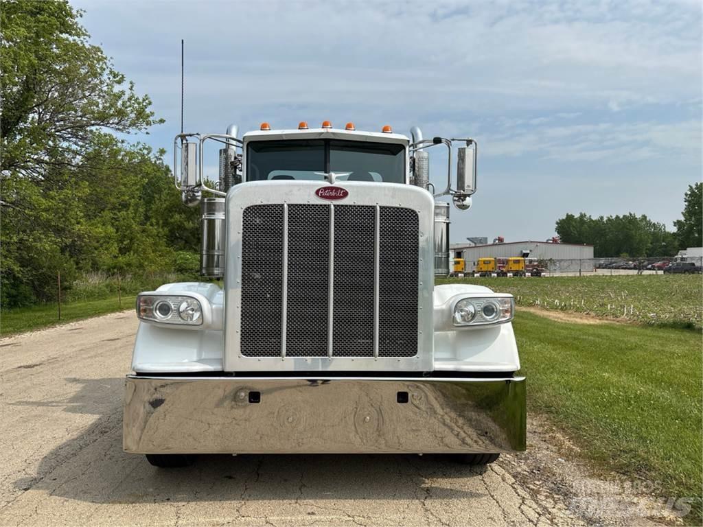Peterbilt 389 Седельные тягачи