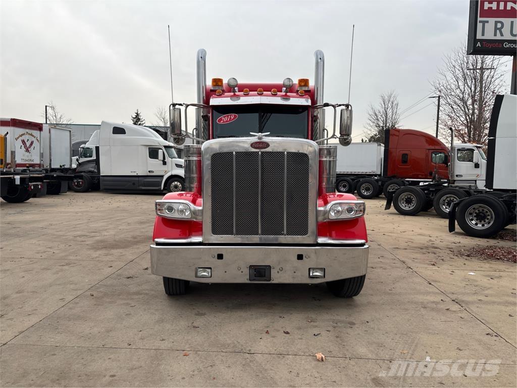 Peterbilt 389 Седельные тягачи