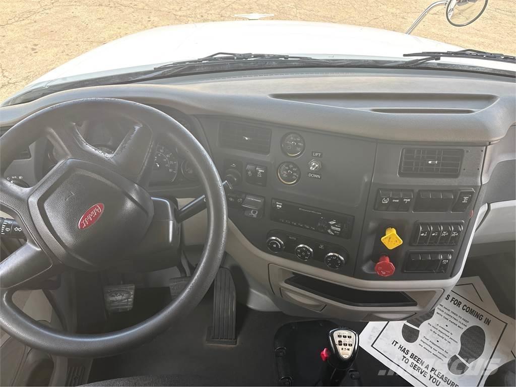 Peterbilt 567 Седельные тягачи