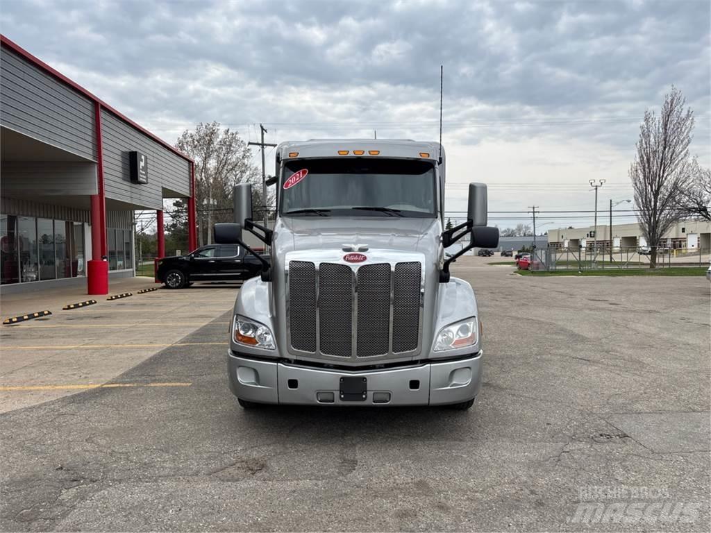 Peterbilt 579 Седельные тягачи