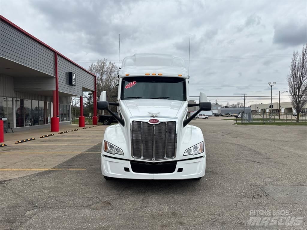 Peterbilt 579 Седельные тягачи