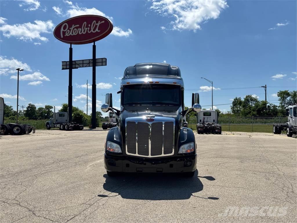 Peterbilt 579 Специальные грузовики