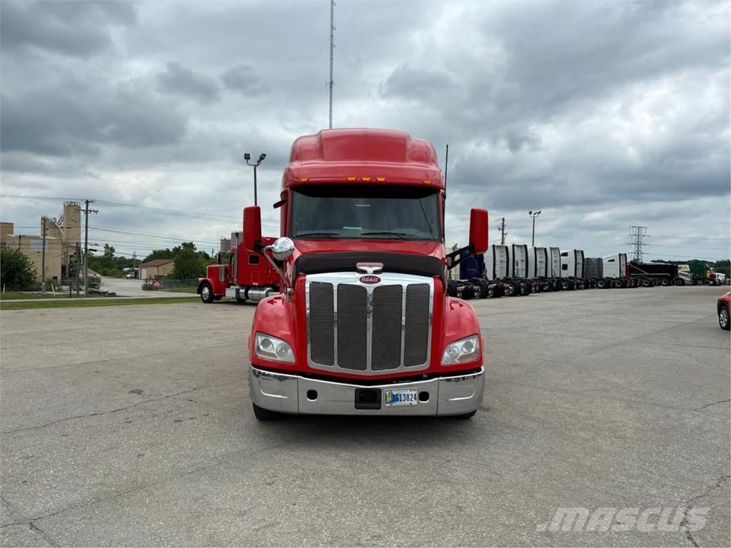 Peterbilt 579 Специальные грузовики
