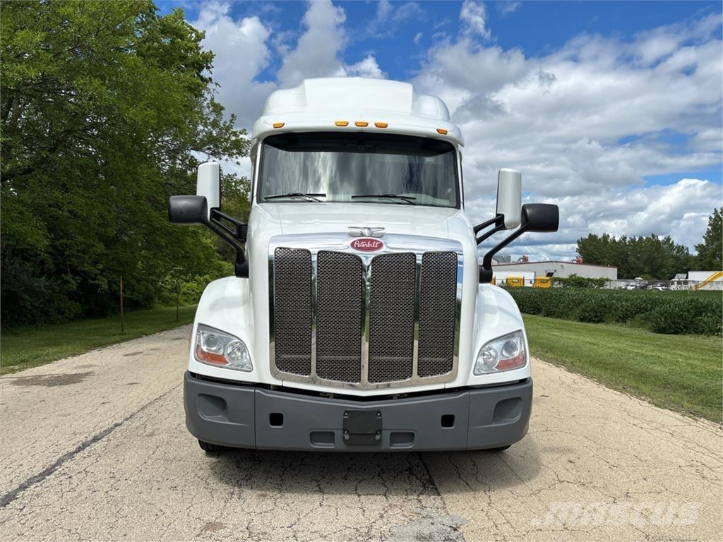 Peterbilt 579 Специальные грузовики