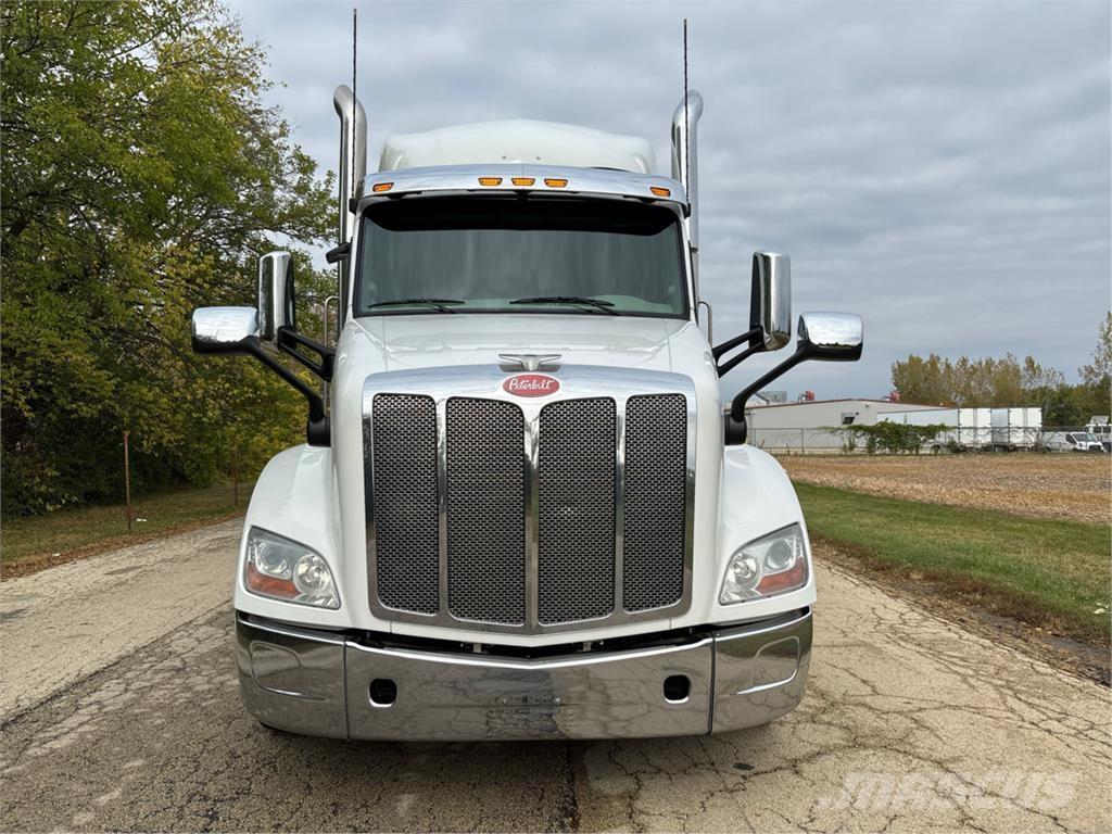 Peterbilt 579 Специальные грузовики