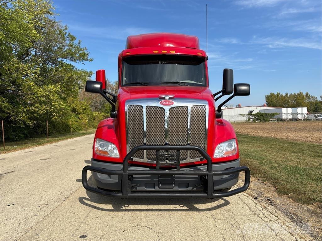 Peterbilt 579 Специальные грузовики