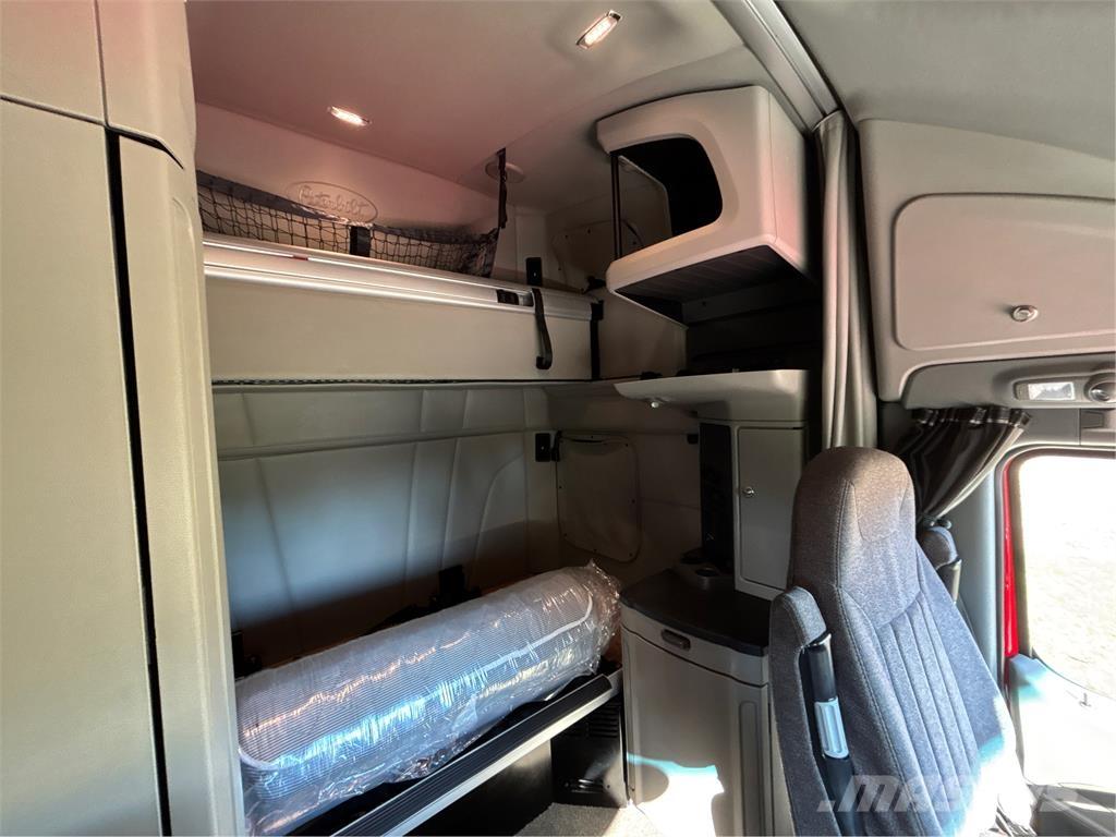 Peterbilt 579 Специальные грузовики