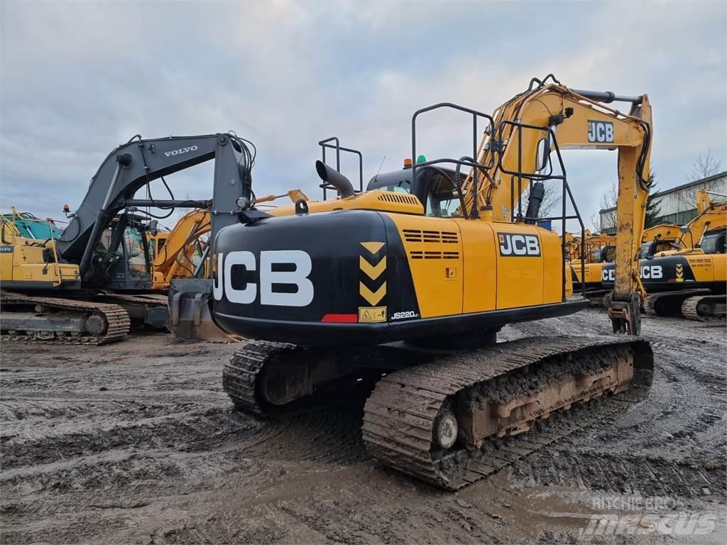 JCB JS220LC (PLUS) Гусеничные экскаваторы