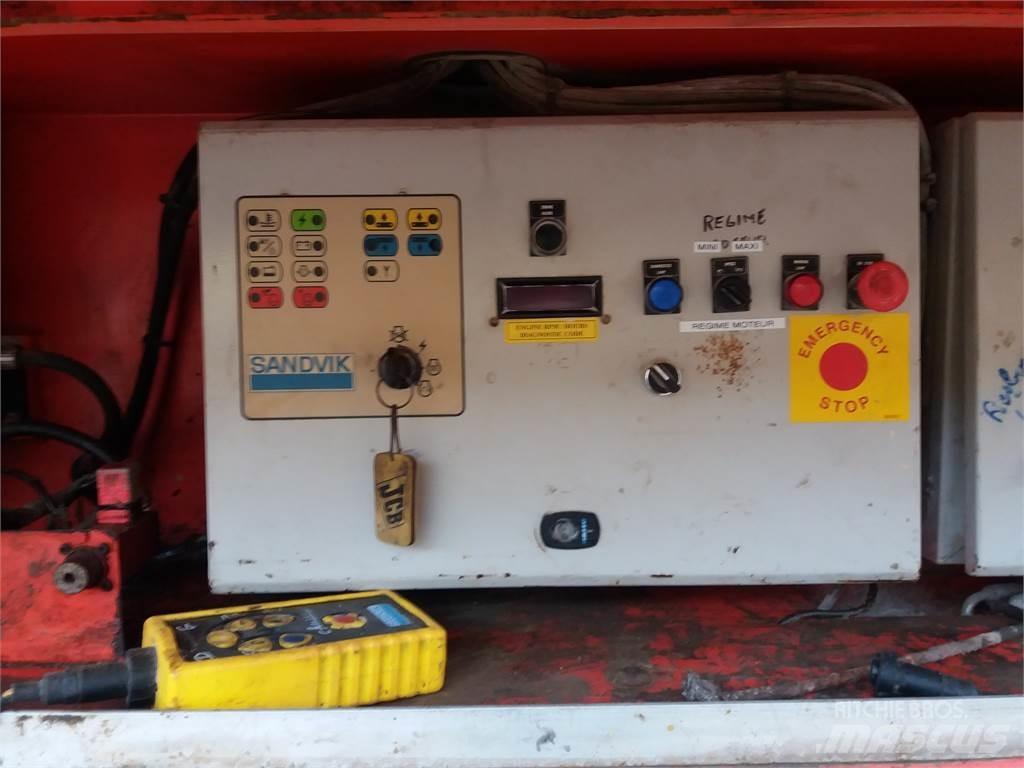 Sandvik QJ341 Мобильные дробилки