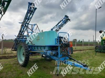 Berthoud V SUP 25 Прицепные опрыскиватели
