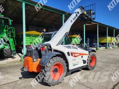 Bobcat TL 30.70 Agri Сельскохозяйственные телескопические погрузчики