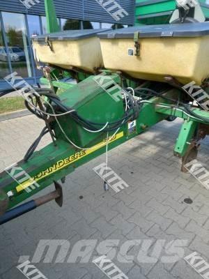 John Deere 1750 Комбинированные сеялки