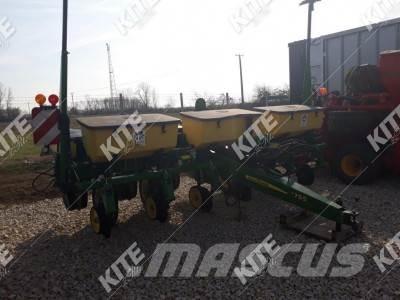 John Deere 1755 Комбинированные сеялки