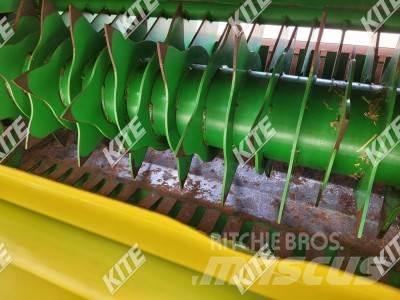 John Deere 568 Рулонные пресс-подборщики