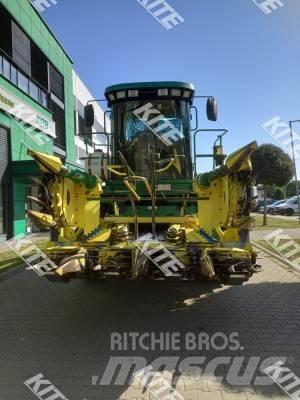 John Deere 7200 Зерноуборочные комбайны