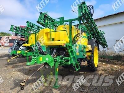 John Deere 732I/27M Прицепные опрыскиватели