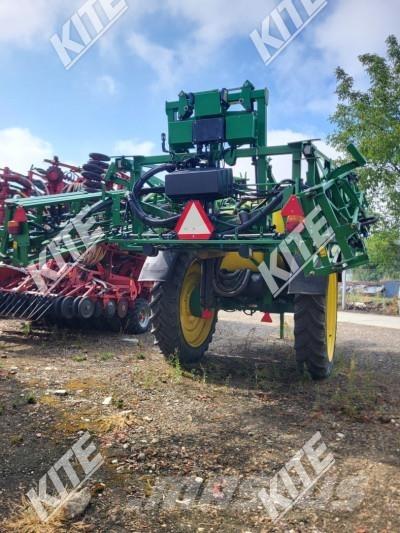 John Deere 732I/27M Прицепные опрыскиватели