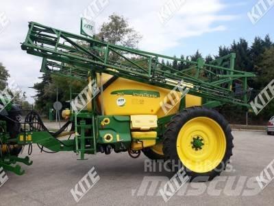 John Deere 740/21M Прицепные опрыскиватели