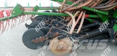 John Deere 740A Сеялки