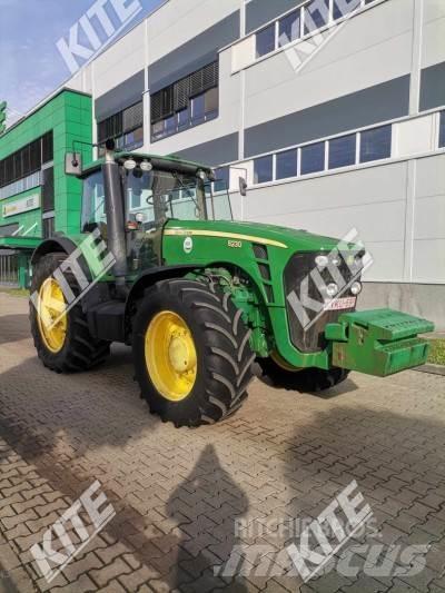 John Deere 8230 Трактора