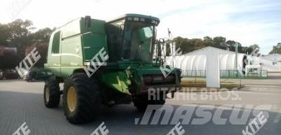 John Deere 9680 WTS Зерноуборочные комбайны