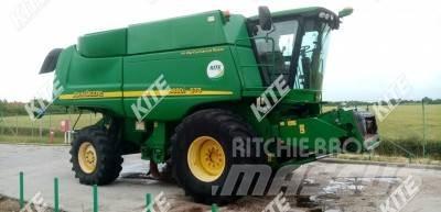 John Deere 9880i STS Зерноуборочные комбайны