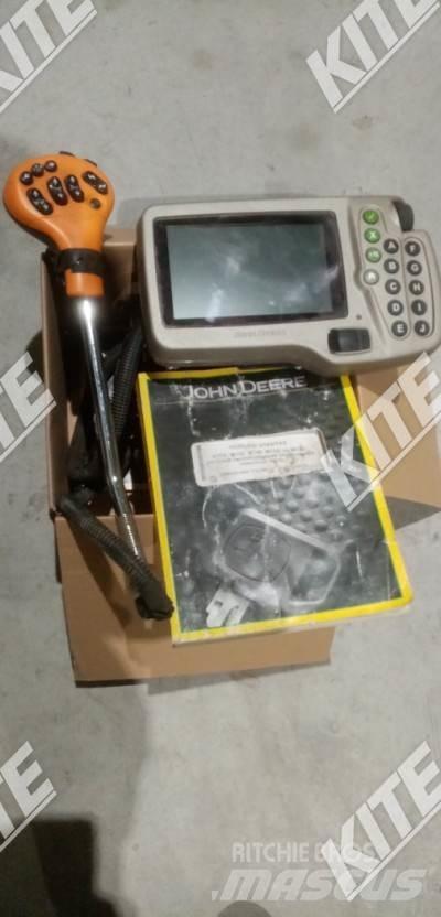 John Deere M740/27M Прицепные опрыскиватели