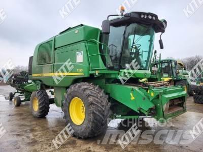 John Deere T550 2WD Зерноуборочные комбайны