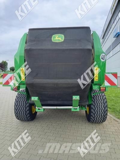 John Deere V451R Рулонные пресс-подборщики