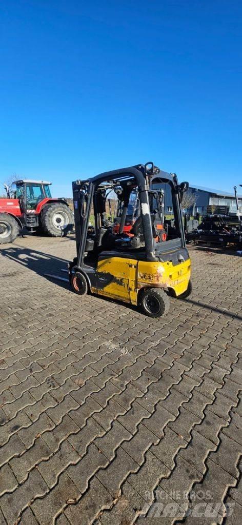 Linde E 16 P-02 Электропогрузчики