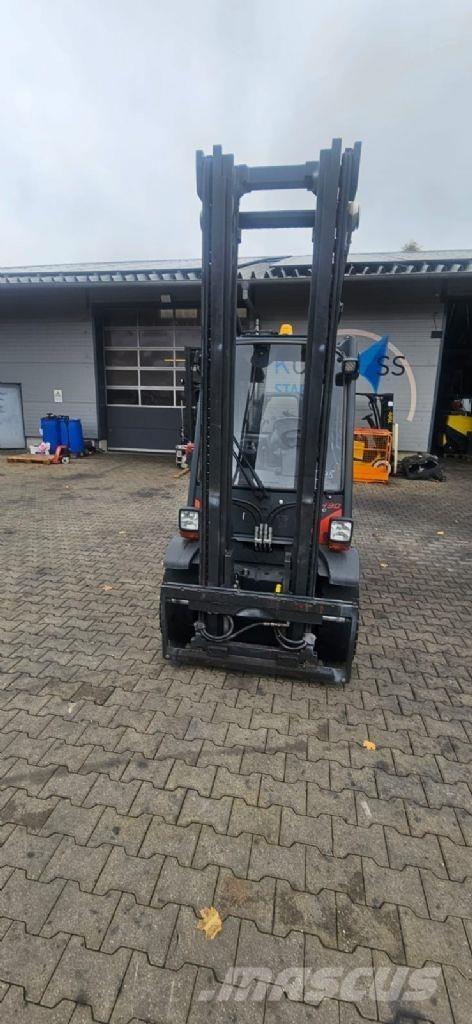 Linde H 30 D-02 Дизельные погрузчики