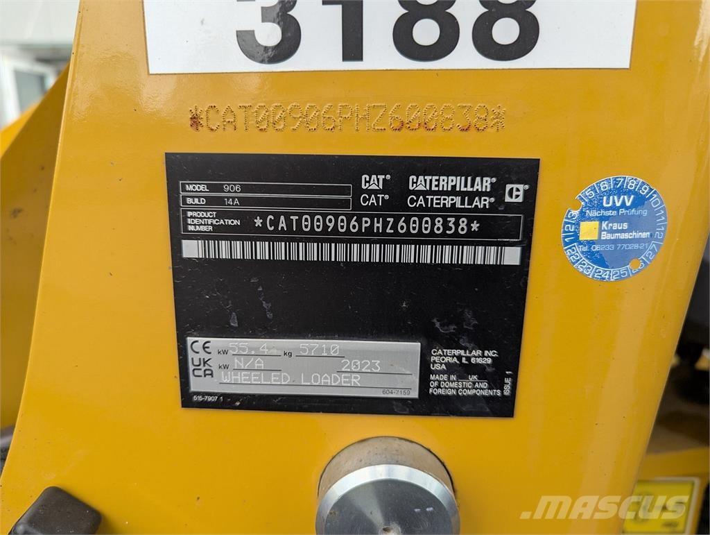 CAT 906 Фронтальные погрузчики