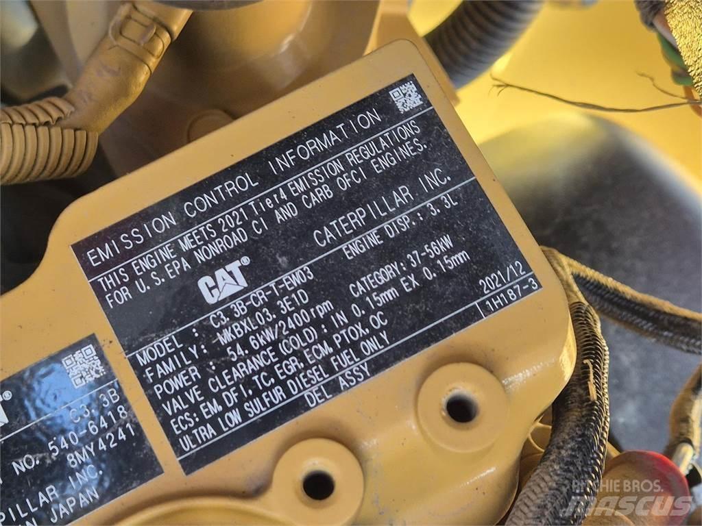 CAT 908 M Фронтальные погрузчики