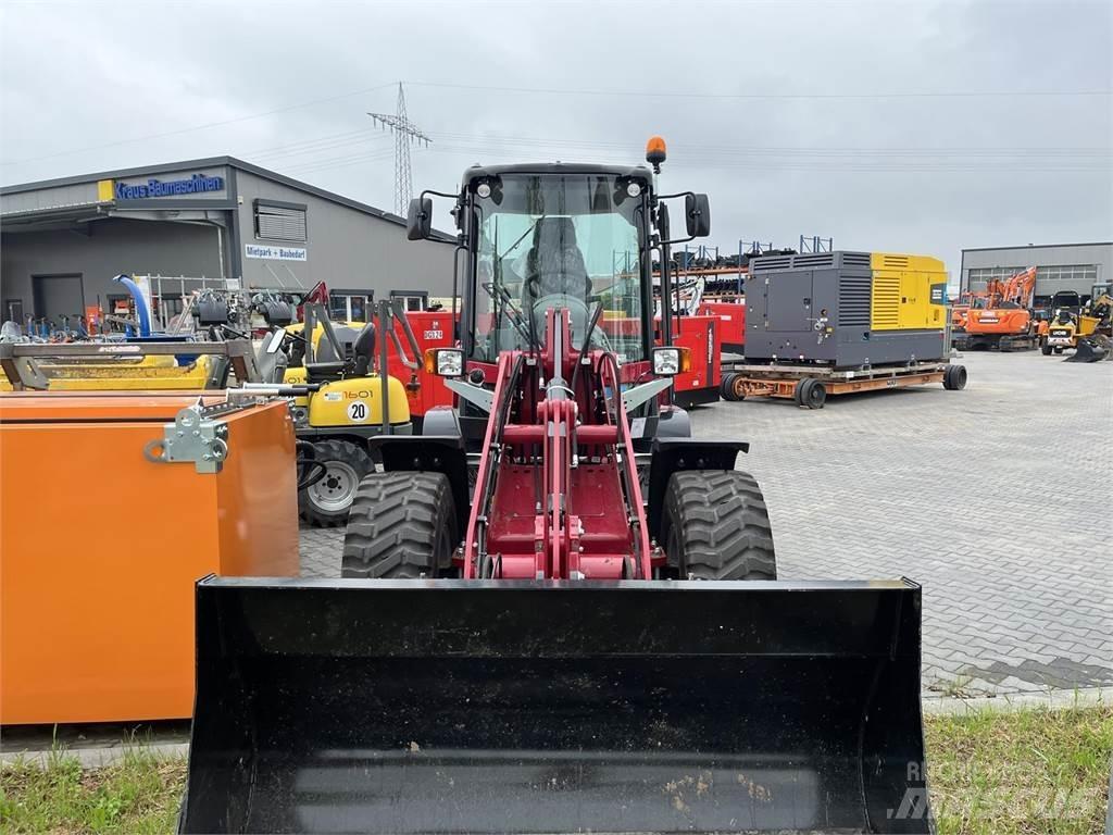 Yanmar V80 Фронтальные погрузчики