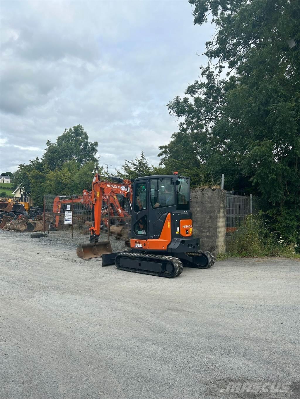 Hitachi ZX38U-6 Гусеничные экскаваторы