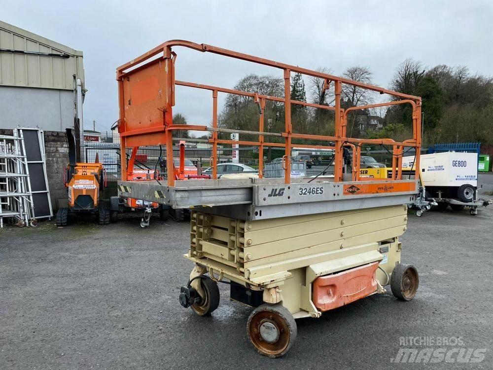 JLG 3246ES Ножничные подъемники